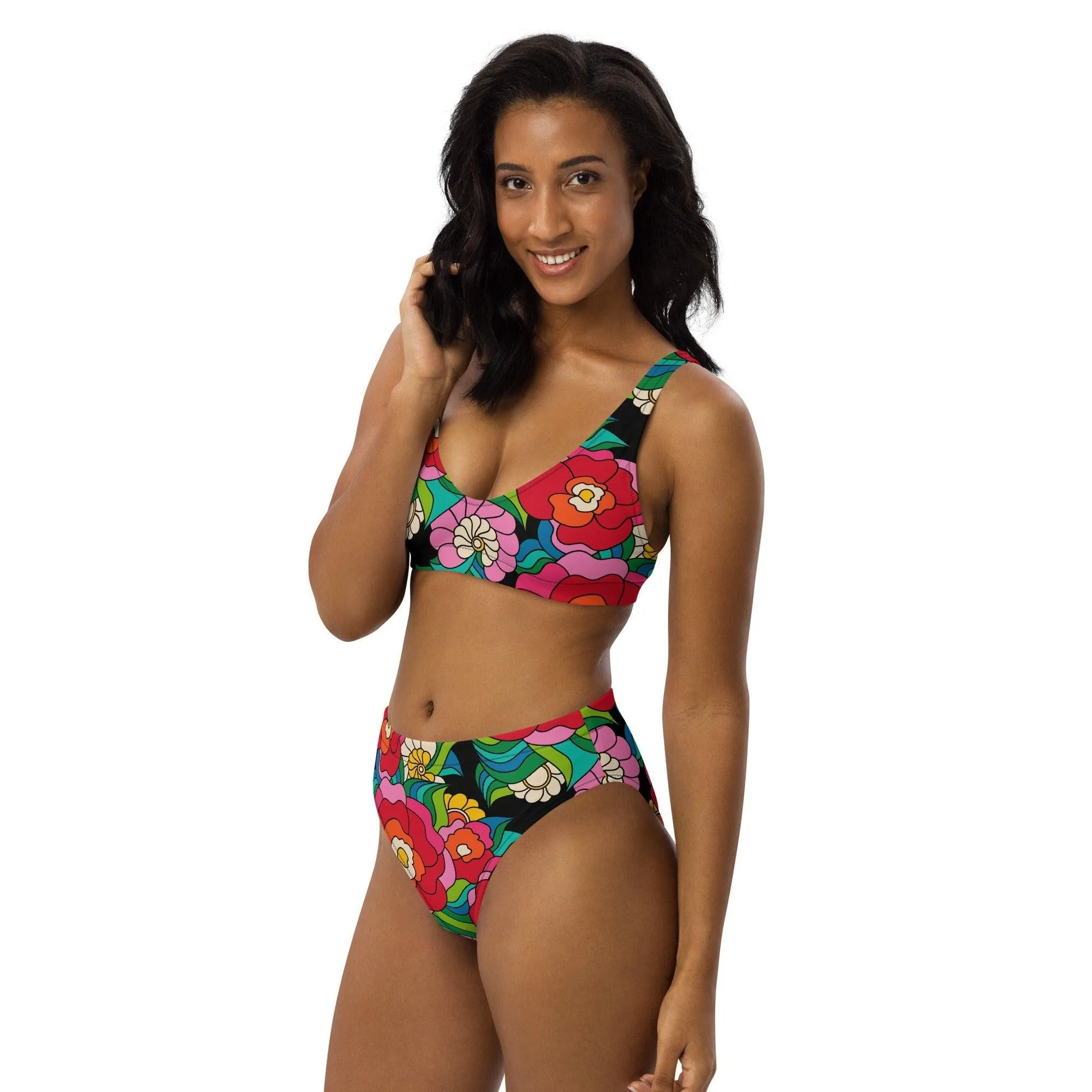 BELLADRAMA - Bikinis made of recycled material