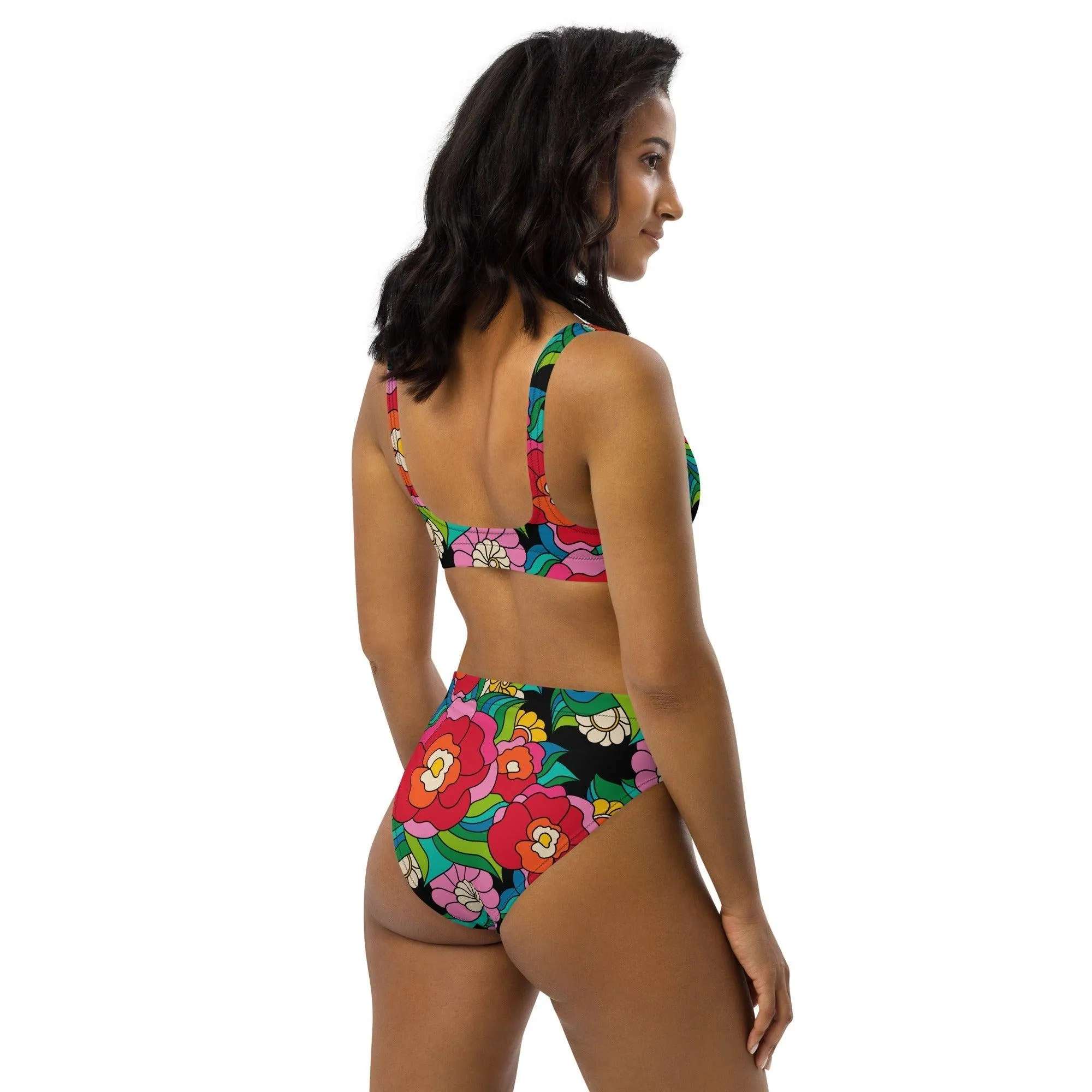 BELLADRAMA - Bikinis made of recycled material