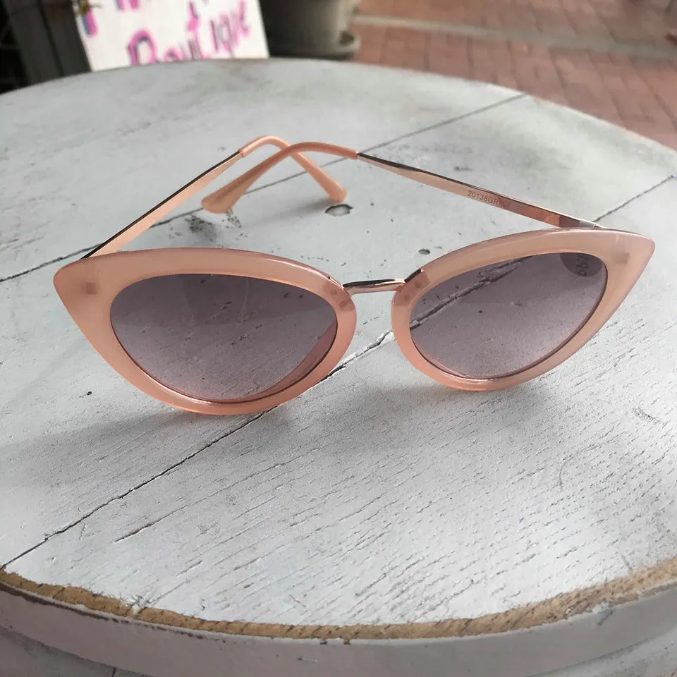 Retro Cat Eye Sunglasses