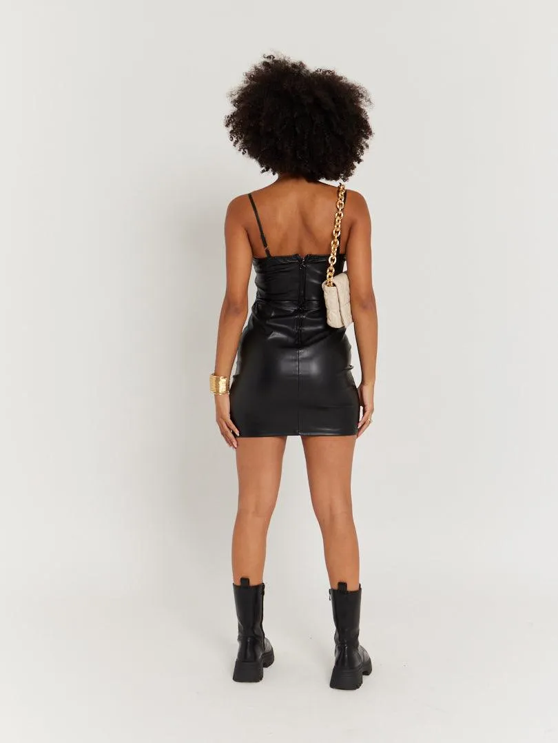 Robe bretelles en simili cuir