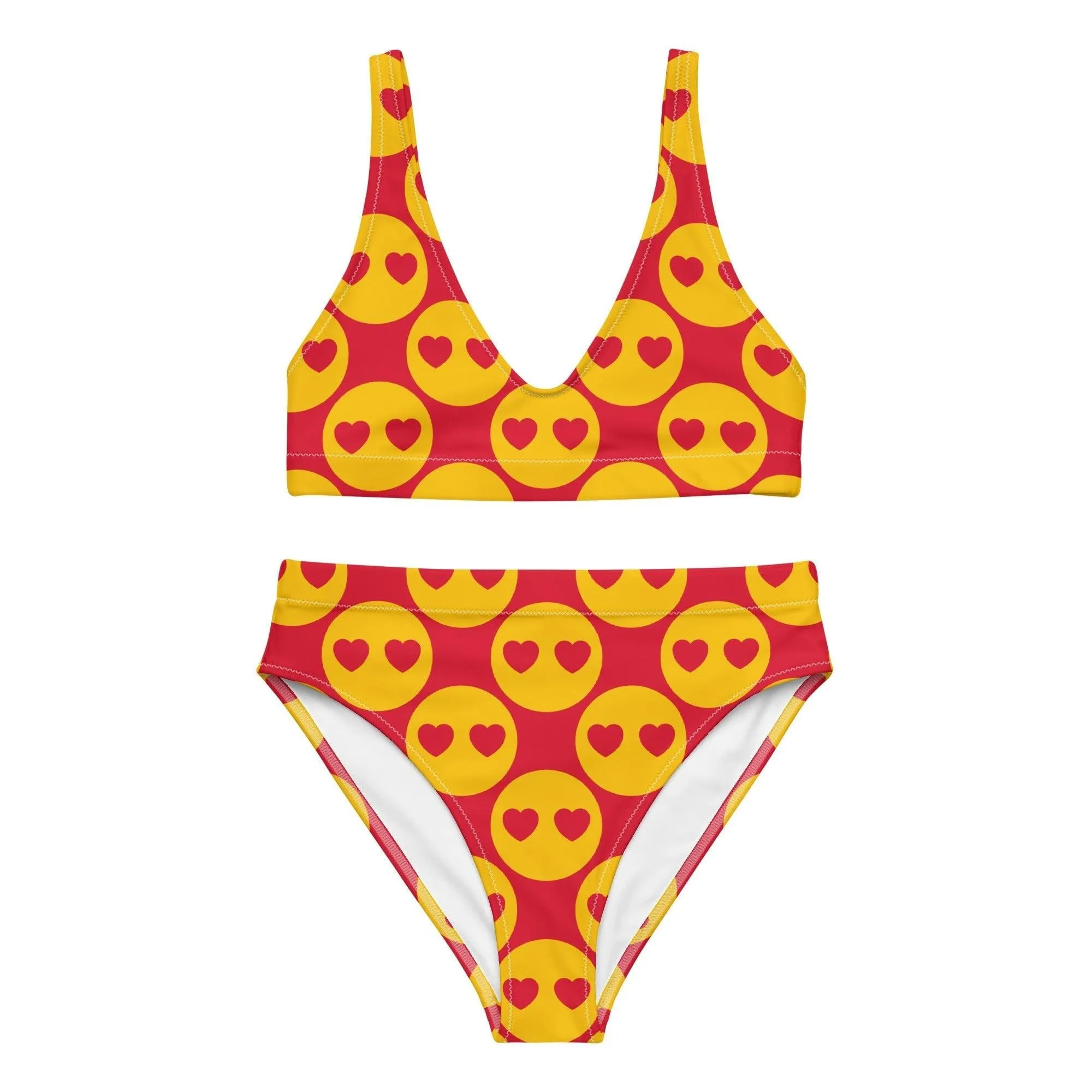 SUPERHAPPY - Bikinis made of recycled material