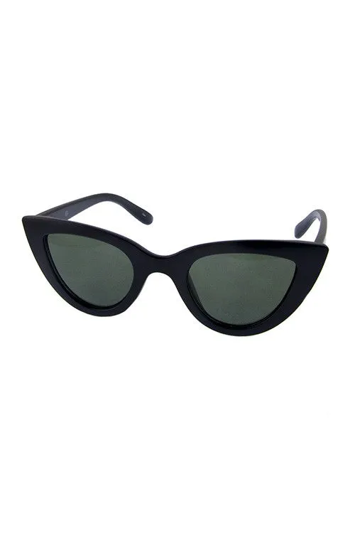 Sweet and Simple Classy Cat Eye Sunglasses